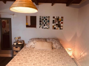 Private Studio Cabin steps from Calle 8